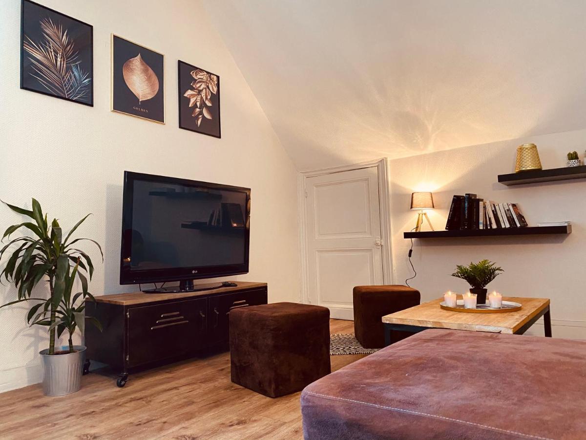 Apartment Under Roof *